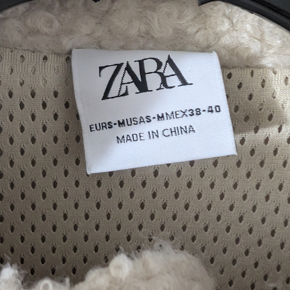 Zara Women's Sherpa Beige Fleece Vest - Picture 2 of 4